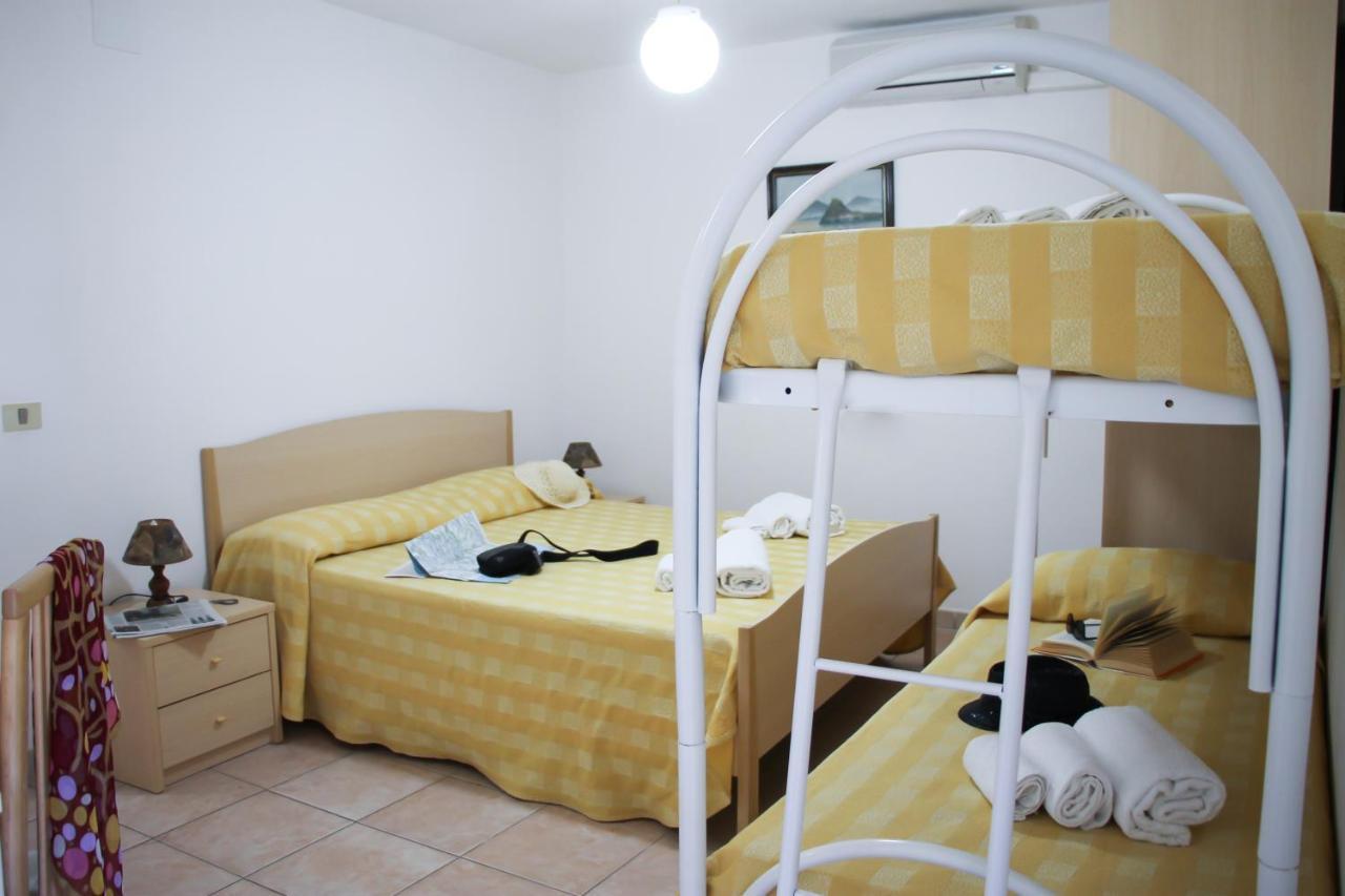 Hotel L'Ancora ex Incoronato Capo Vaticano Esterno foto