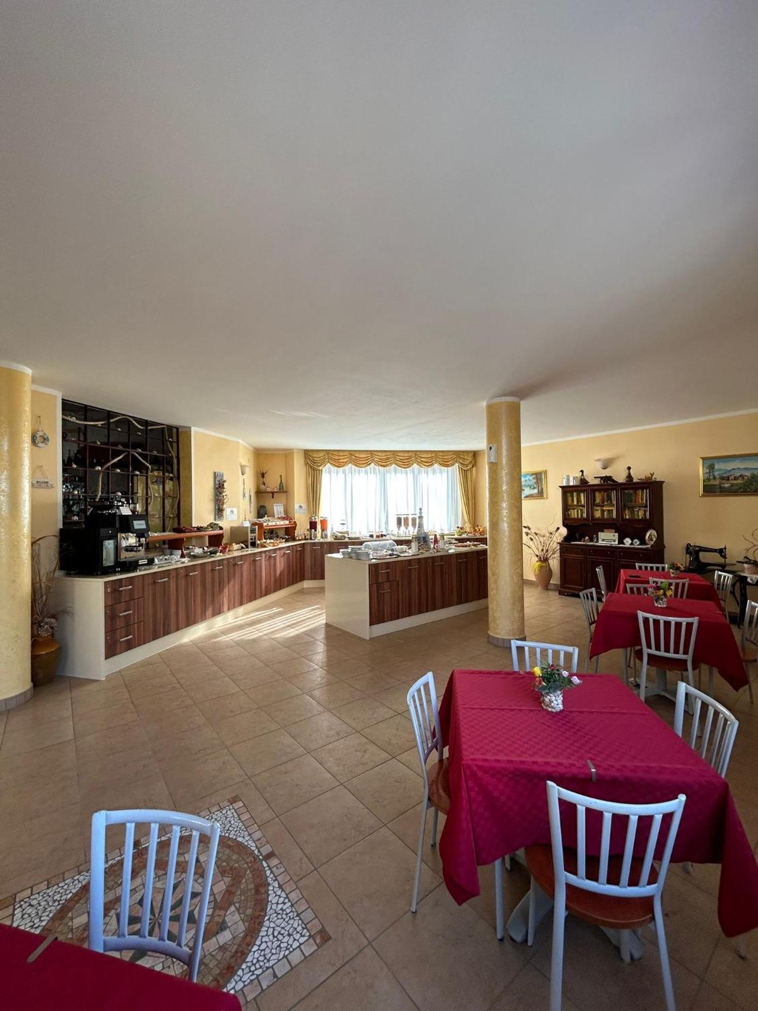 Hotel L'Ancora ex Incoronato Capo Vaticano Esterno foto