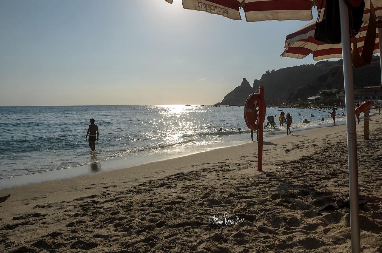 Hotel L'Ancora ex Incoronato Capo Vaticano Esterno foto